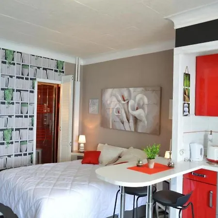 Tamanaco Beach Apartment *